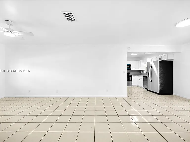 304 SW 77th Ave — Photo 7