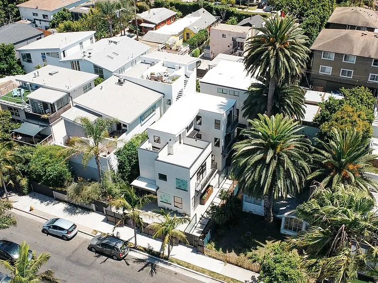 538 Vernon Ave — Photo 38