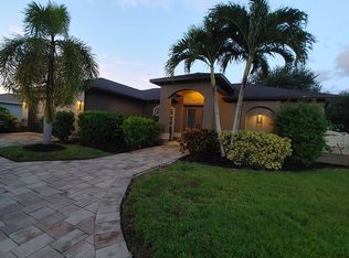 3005 SW 8th Pl, Cape Coral, FL 33914