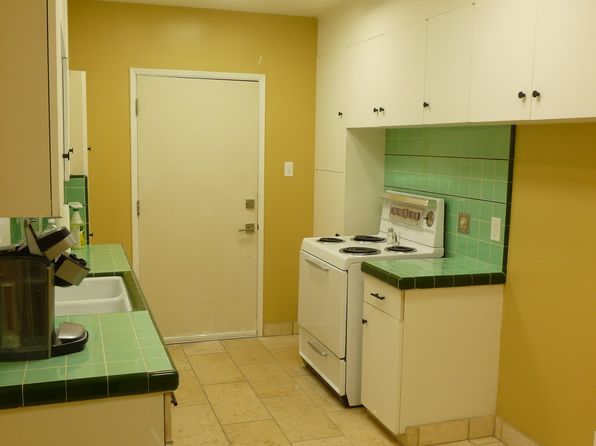 726 San Vincente Ave