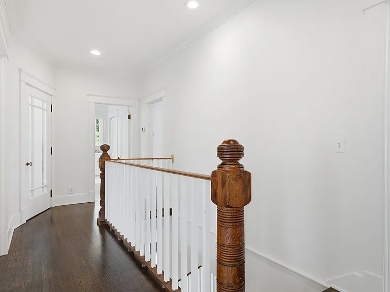 227 Carden Ave — Photo 30