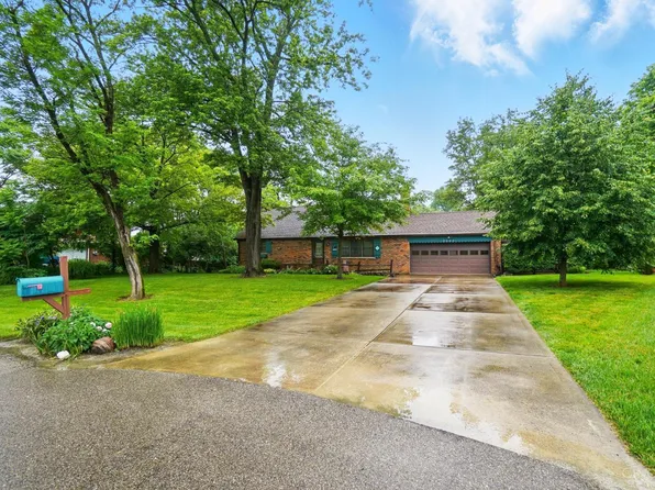 9447 Eastbrook Dr, West Chester, OH 45069