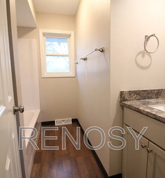 4926 Madison Ave — Photo 12