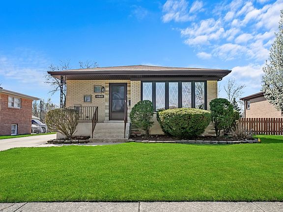 2nd image of 10828 Lavergne Ave