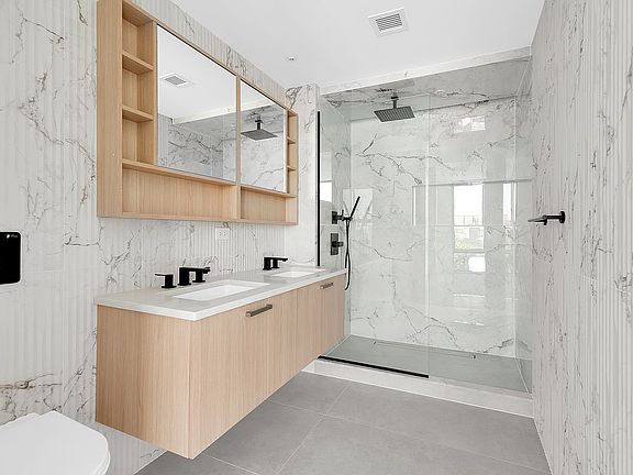 4th image of 1152 Lafayette Ave #4B