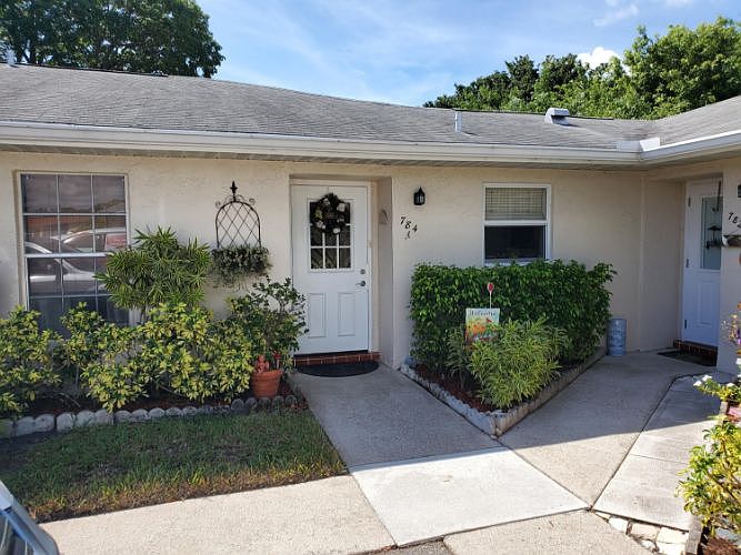 1st image of 784 Nantucket Cir APT A