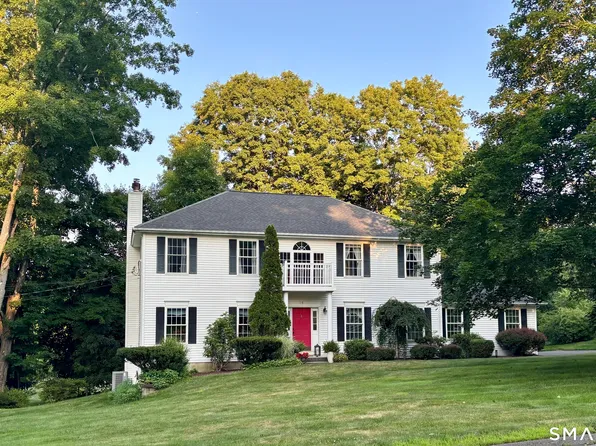 10 Curtis Road, Middlebury, CT 06762