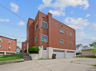 4216 Smith Rd APT 3, Cincinnati, OH 45212