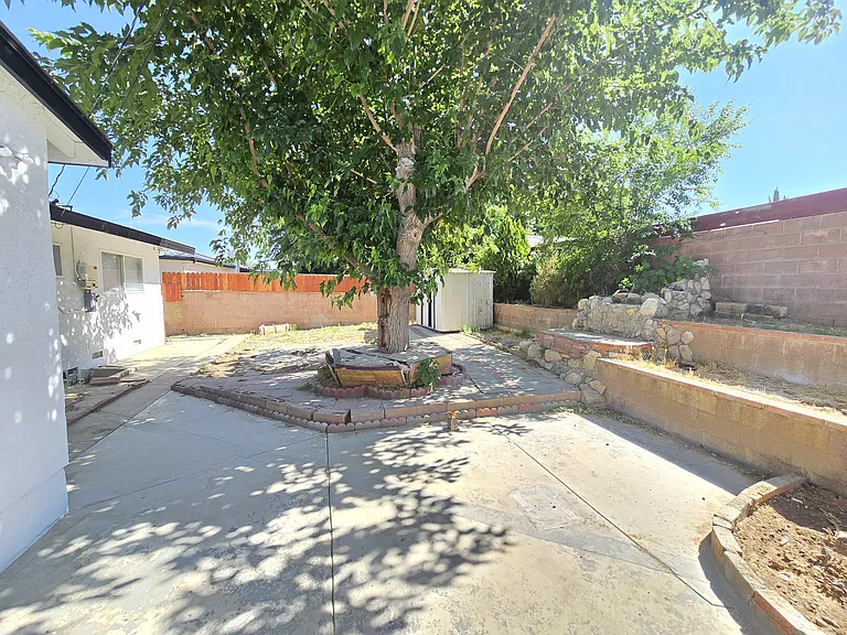 44221 4th St E — Photo 17