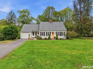 60 Russell Ave, Suffield, CT 06078