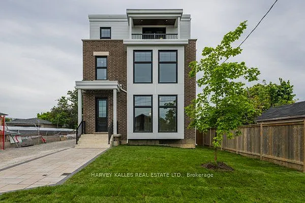2 bed, $3,200 — Photo 1