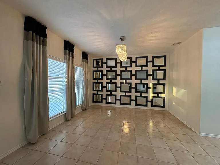 1902 Creegan Park Ct — Photo 10