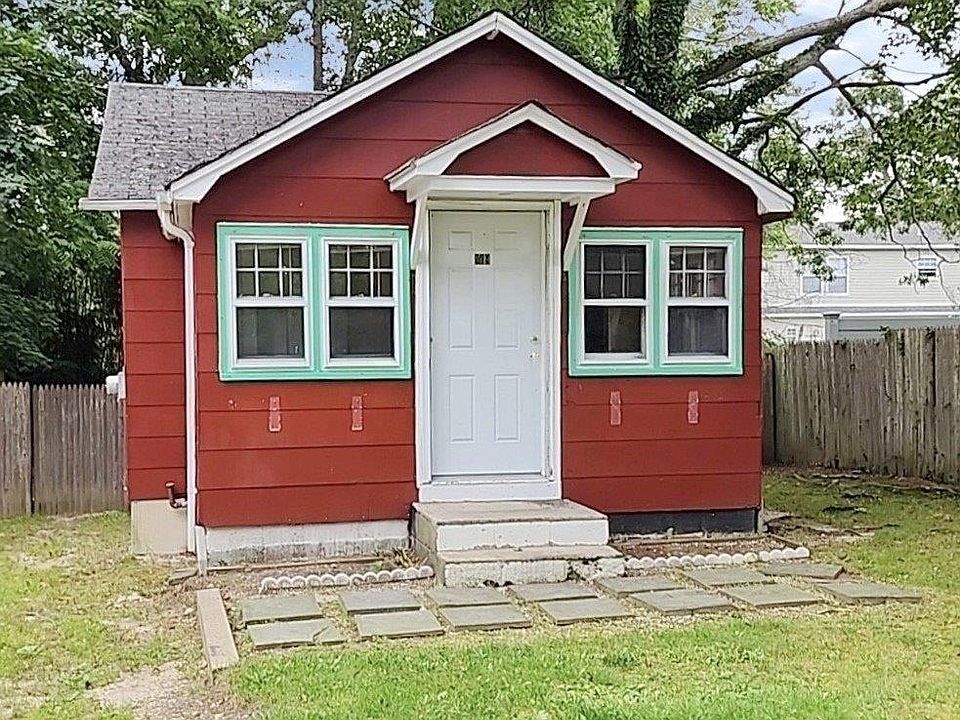 1st image of 179 Orchid Drive