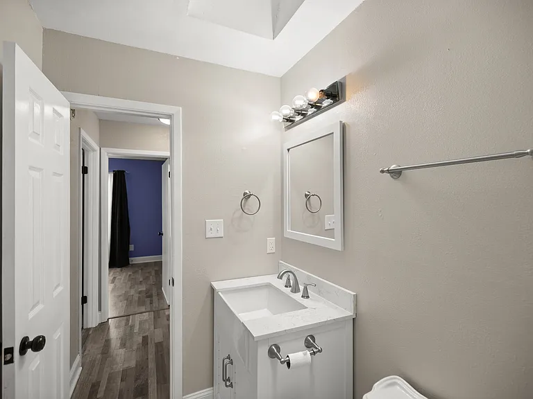 3045 Yorktown Cir — Photo 38