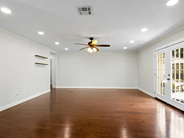 5219 Cheena Dr — Photo 10