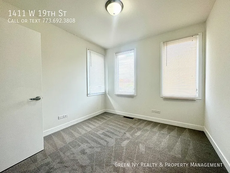 1411 W 19th St — Photo 9