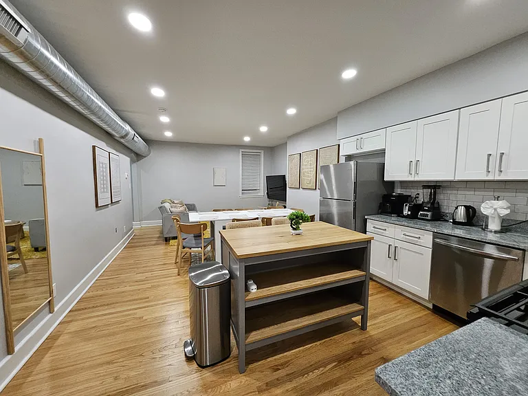 709 Pine St #3 — Photo 1