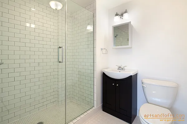 Rented by aptsandlofts.com | media 69