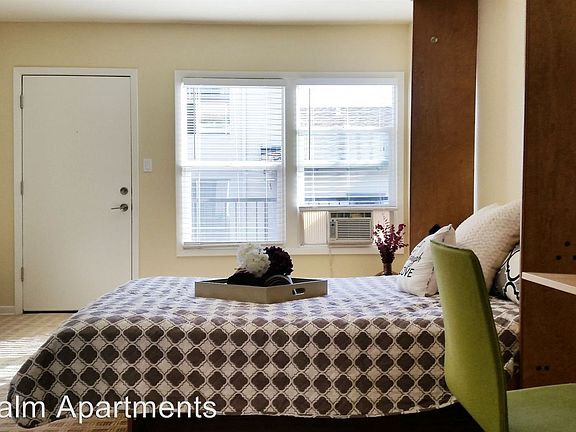 3rd image of 990 Palm Ave APT 06