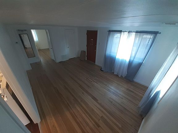 2nd image of 3494 Pueblo Dr