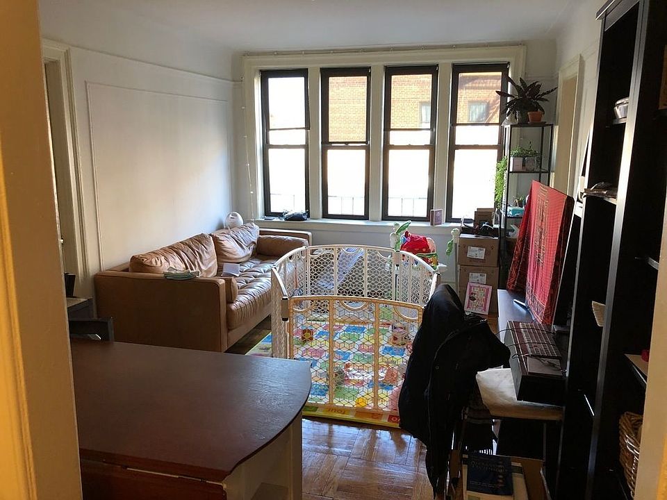 1st image of 4306 46th St #5G