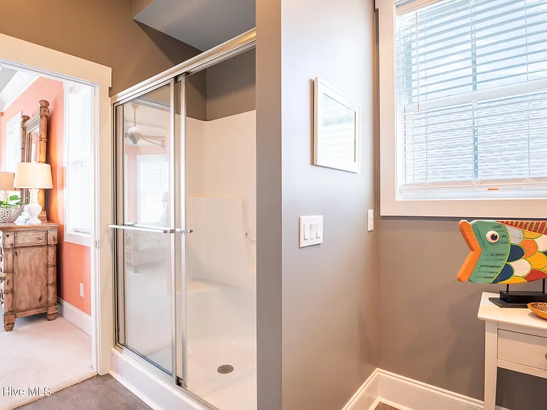 200 Annie Dr — Photo 22