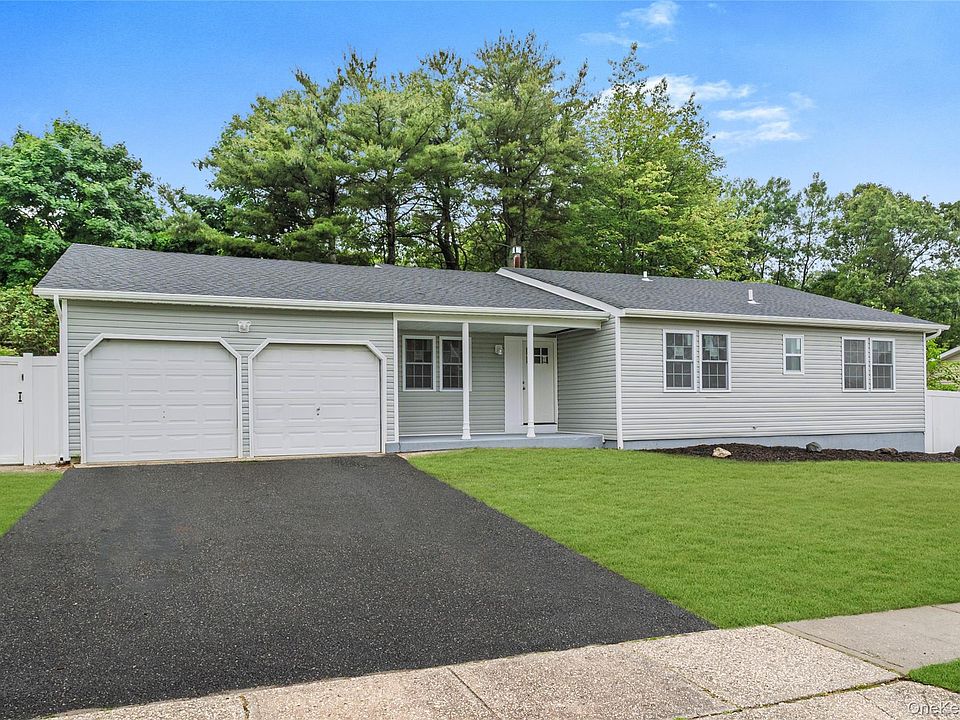 1st image of 23 Waterford Drive