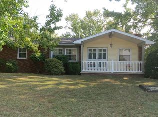 615 Texas Blvd, Bethalto, IL
