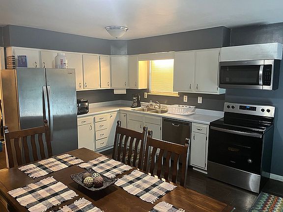 5th image of 3311 Shadowlawn Dr