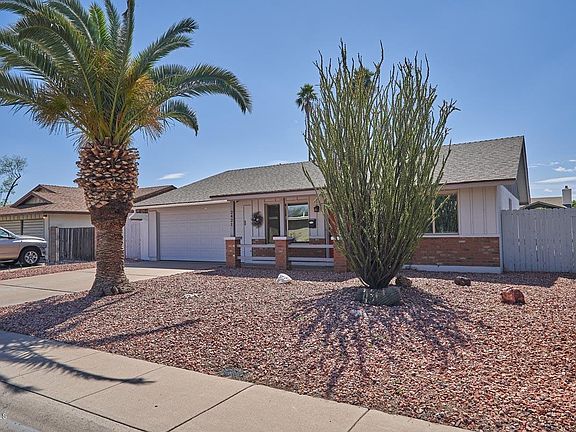 2nd image of 2421 E La Jolla Dr