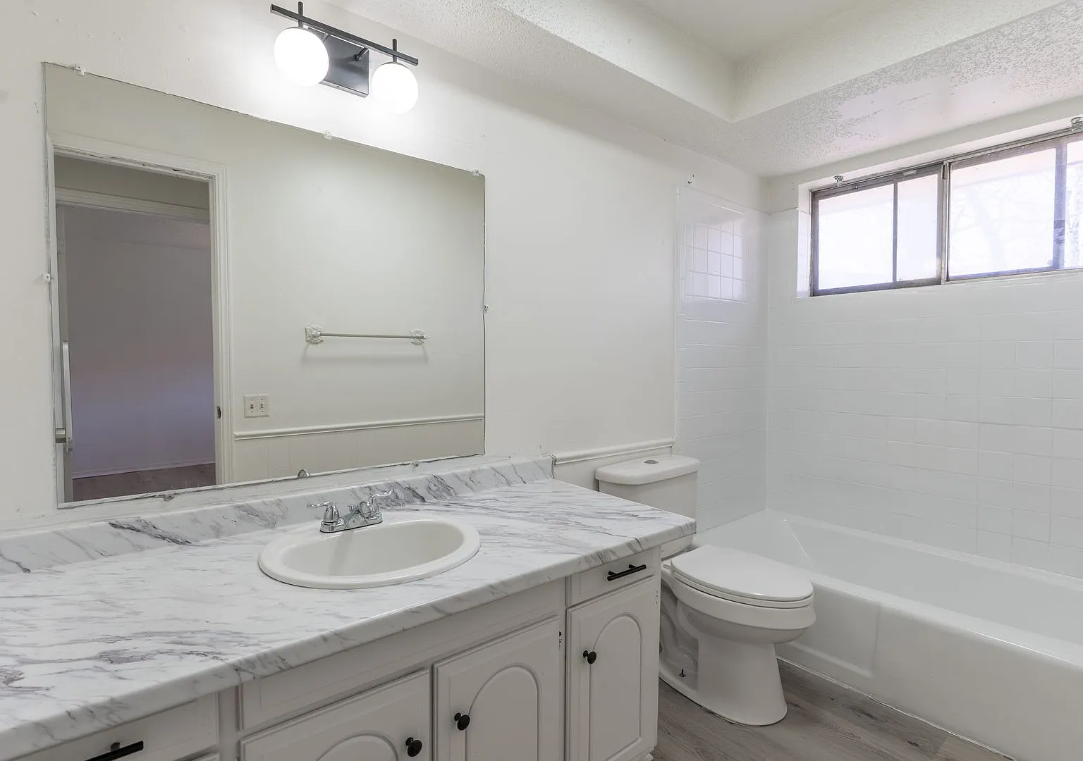 5113 S. Briarwood Drive — Photo 4