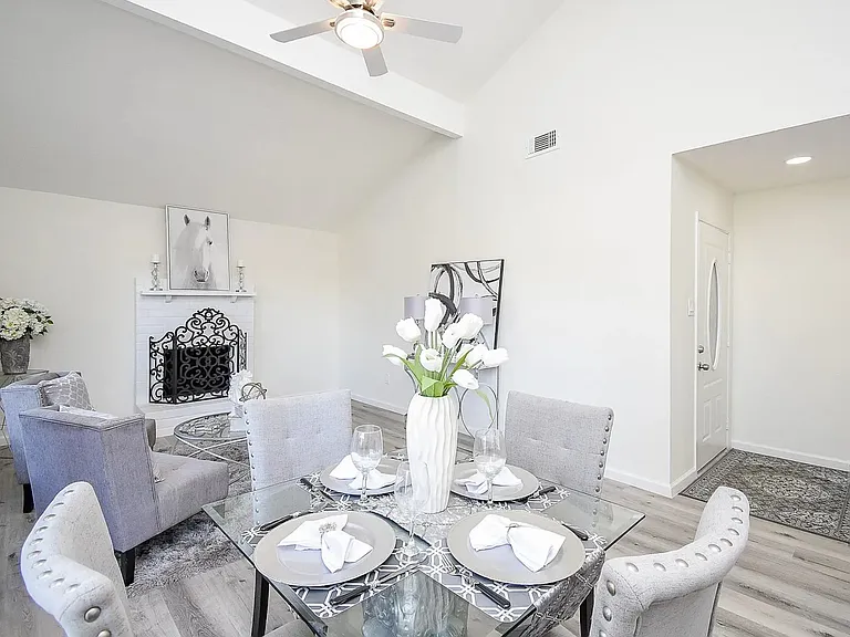 10010 Tahoka Ln — Photo 10