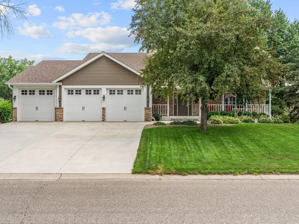 6427 Deerwood Ln, Lino Lakes, MN 55014