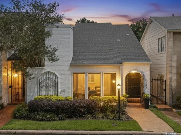 9584 Doliver Dr, Houston, TX 77063