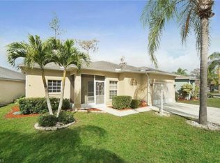 10728 San Tropez Cir, Estero, FL 33928