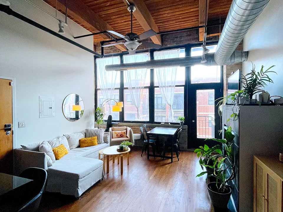 1500 W Monroe St #420