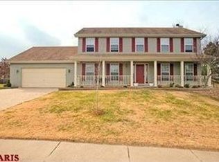 5311 Pinefield Dr, Saint Charles, MO