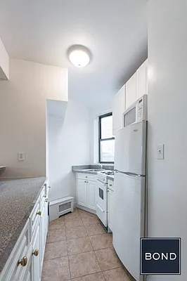 Rented by Bond New York | media 8