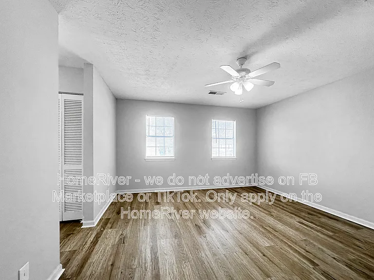1174 Pin Oak Dr — Photo 8