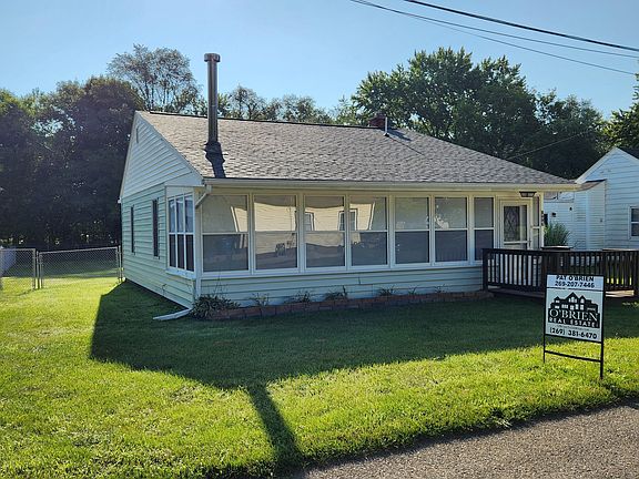 5th image of 5094 Henshaw St