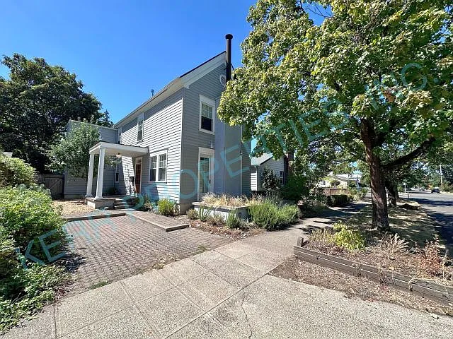 5519 SE 74th Ave — Photo 1