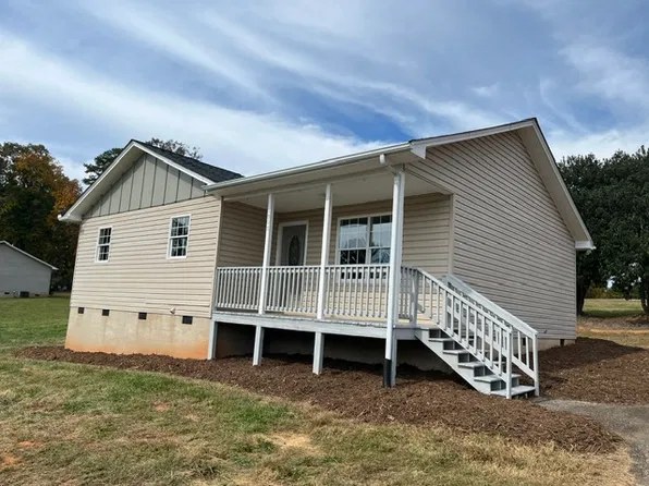 3908 Browns Home Pl, Morganton, NC 28655