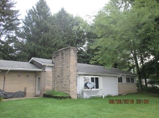 23691 Adams Rd, South Bend, IN 46628