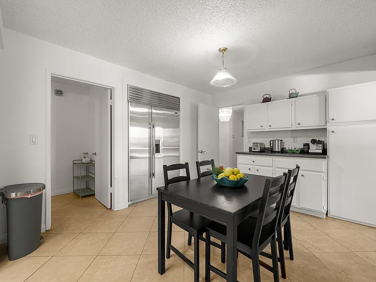 3258 Kirkham Dr — Photo 42