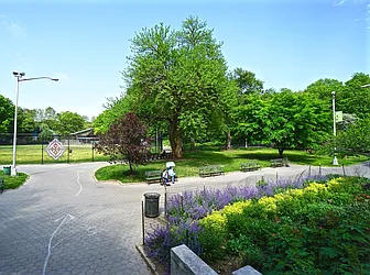 Rented by Bizzarro Agency