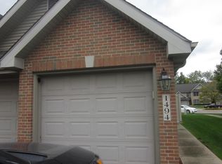 1494 Lakewood Ln #4, Schererville, IN 46375