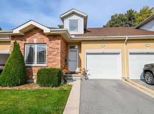 4300 Kalar Rd #15, Niagara Falls, ON L2H1S8