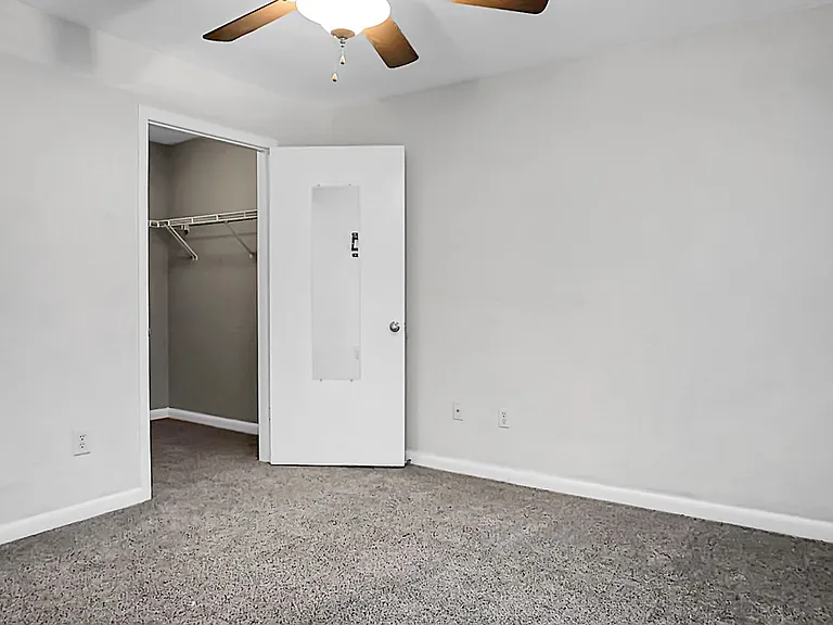 278 Alexandra Dr #2 — Photo 29