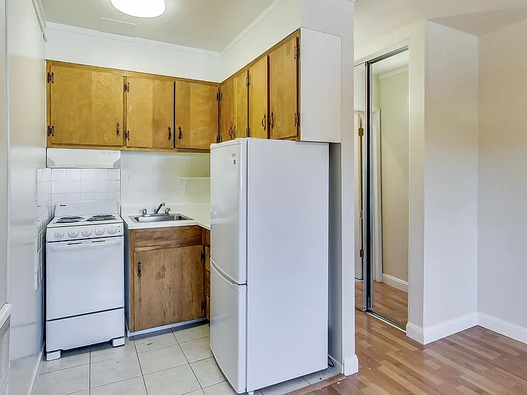 5471 Vicente Way — Photo 9