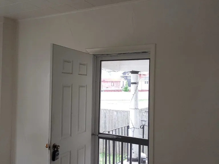 108 Drury Ln — Photo 22